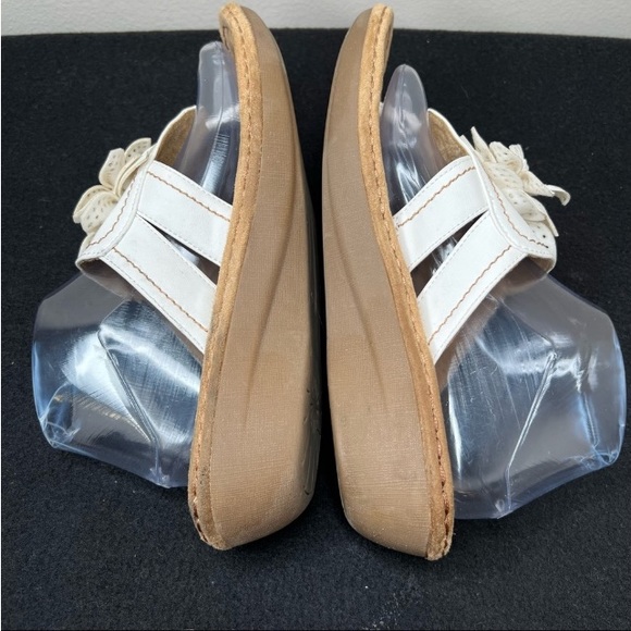 CUDDLERS SLIP ON COMFORT - Picture 4 of 8